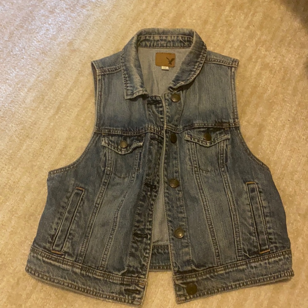 American Eagle Jean Vest